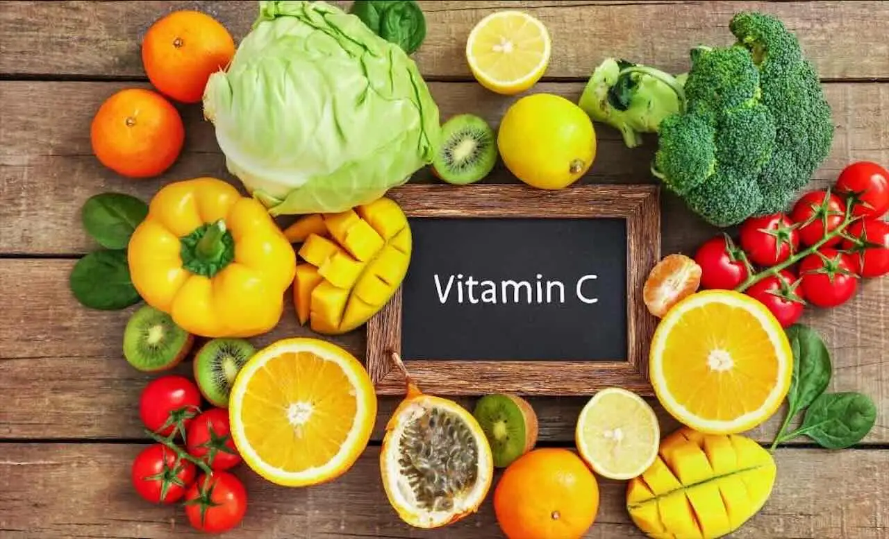 Come prevenire il primo raffreddore? Prova questo frutto di stagione che è una bomba di Vitamina C